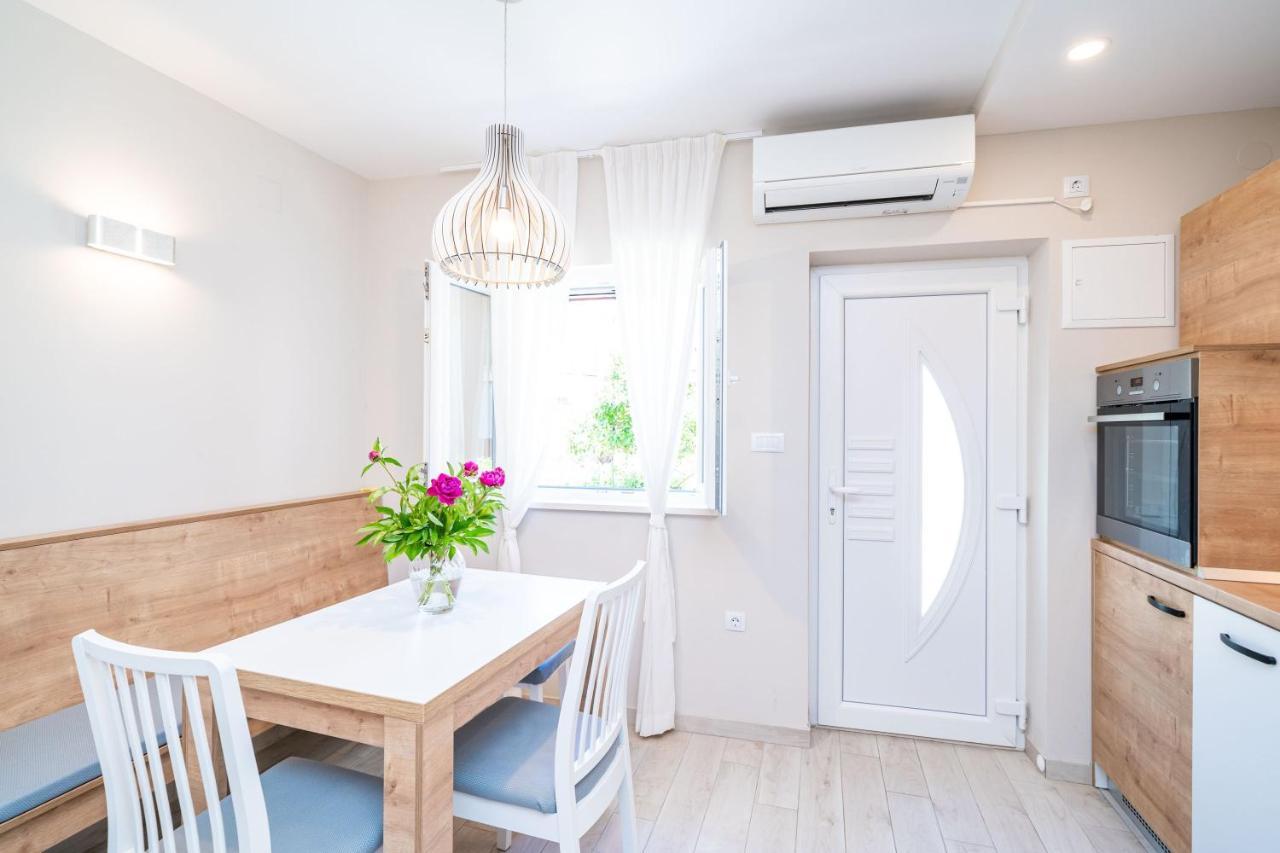 Studio Apartment Lapad Dubrovnik Exterior photo