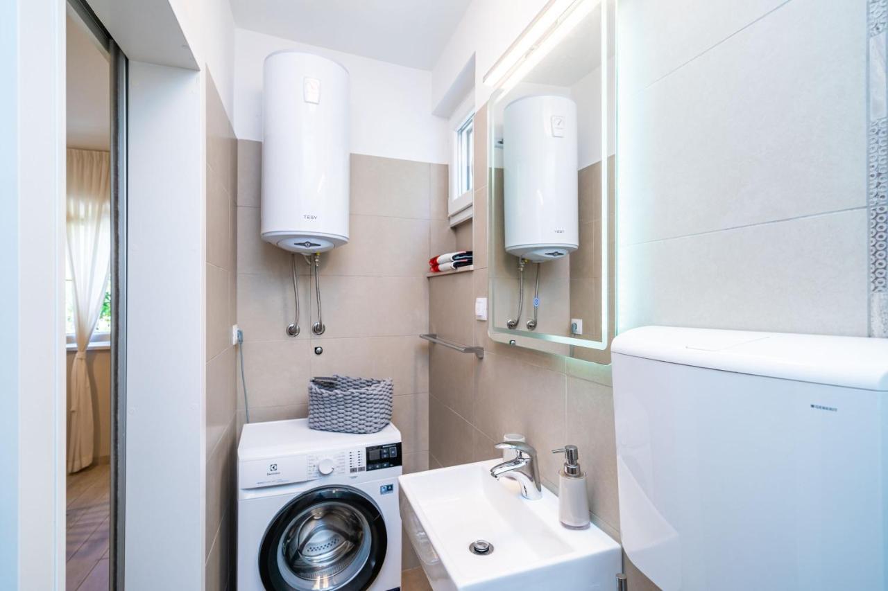 Studio Apartment Lapad Dubrovnik Exterior photo