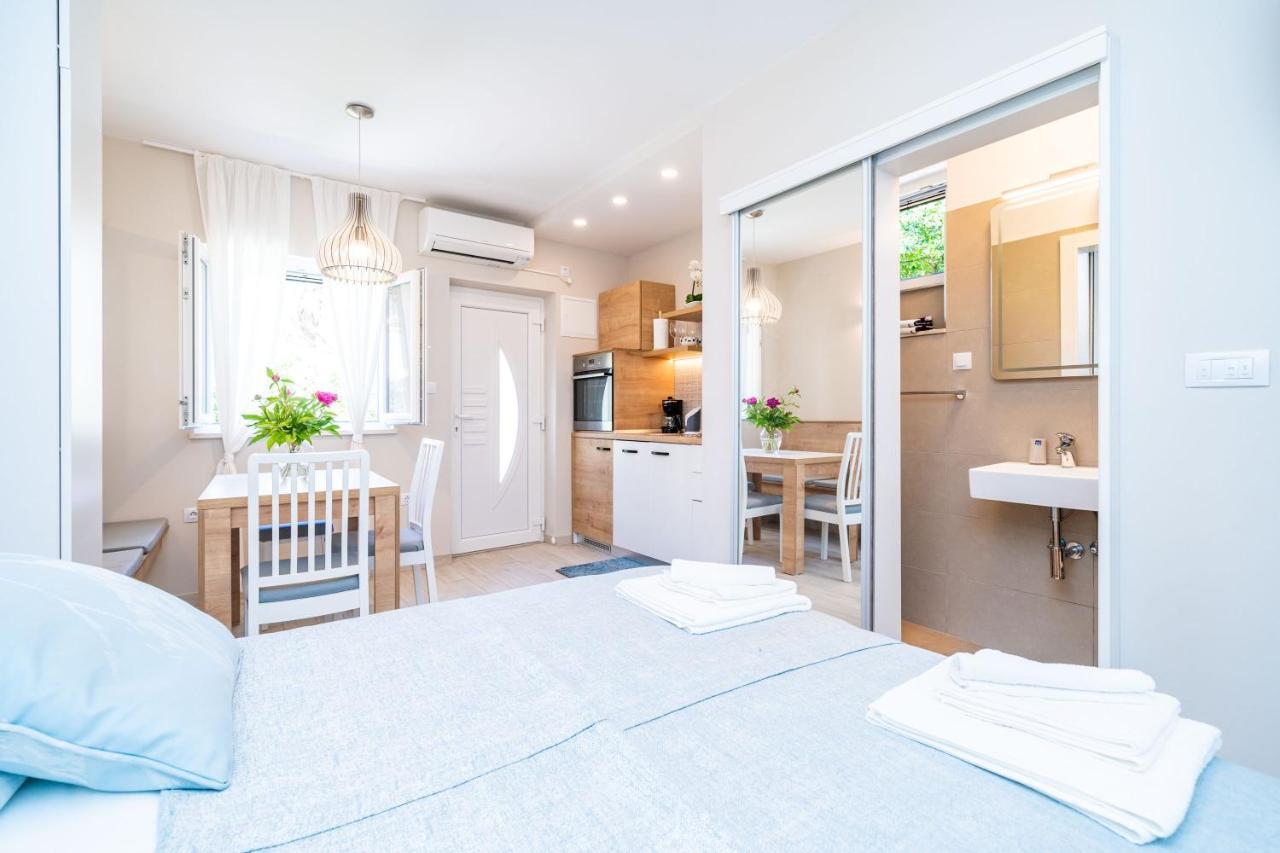 Studio Apartment Lapad Dubrovnik Exterior photo